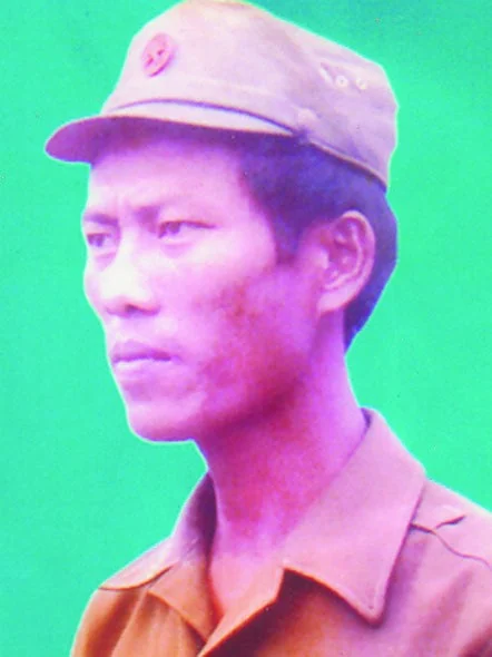 Chân dung Bùi Trung Trạch